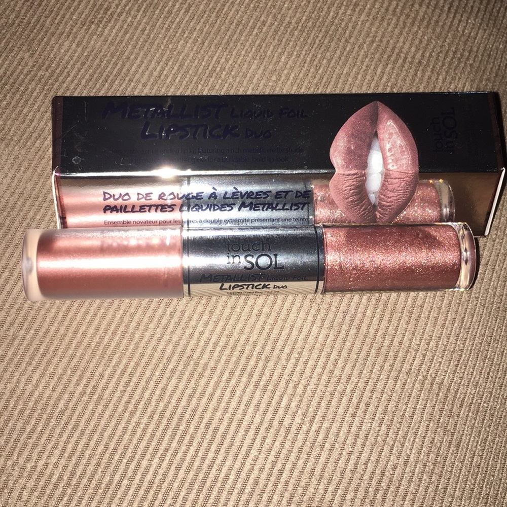 Touch in SOL metallist liquid lipstick duo